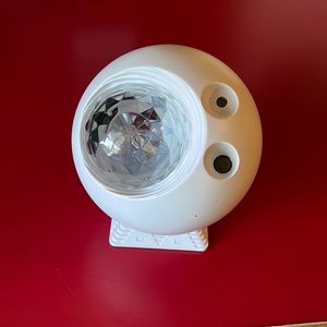 USB Charging Night light. Moving Ocean Scene On Ceiling Soft White, Or Choose A